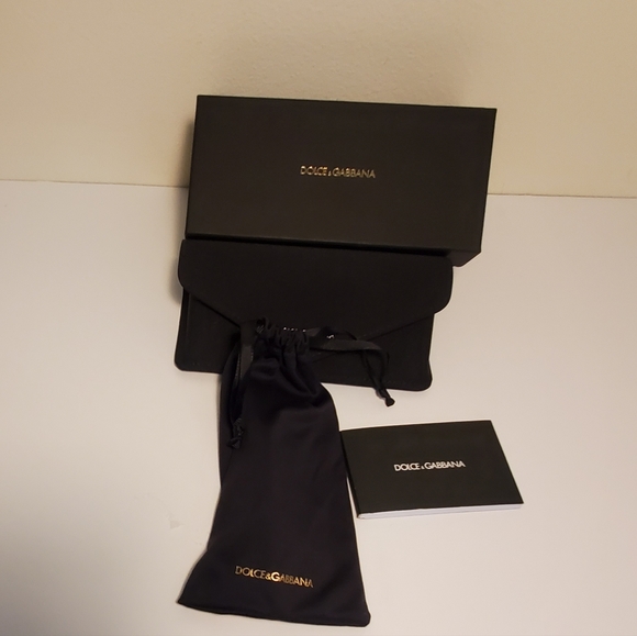 Dolce and Gabbana Ladies Sunglasses.  Brown mirrored bronze - Picture 7 of 16